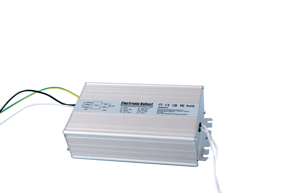 Electroless lamp ballast ballast